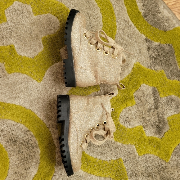 Cat & jack sparkle boots size 5 - Picture 3 of 3